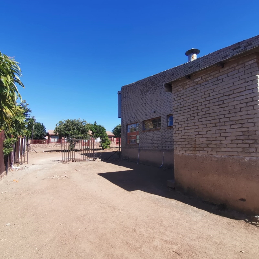 Commercial Property for Sale in Lethlabile North West